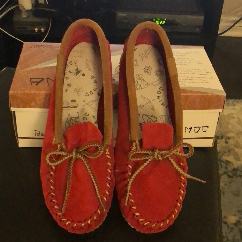 Amimoc moccasins made in Canada sz9